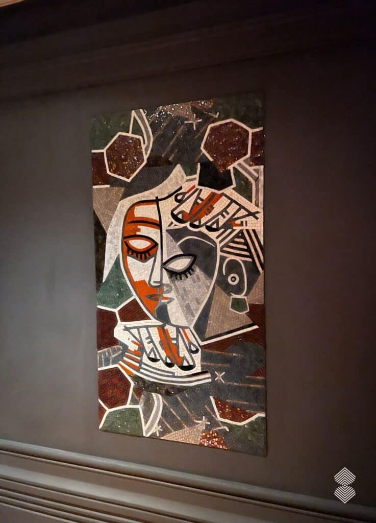 abstract mosaic wall deisgn