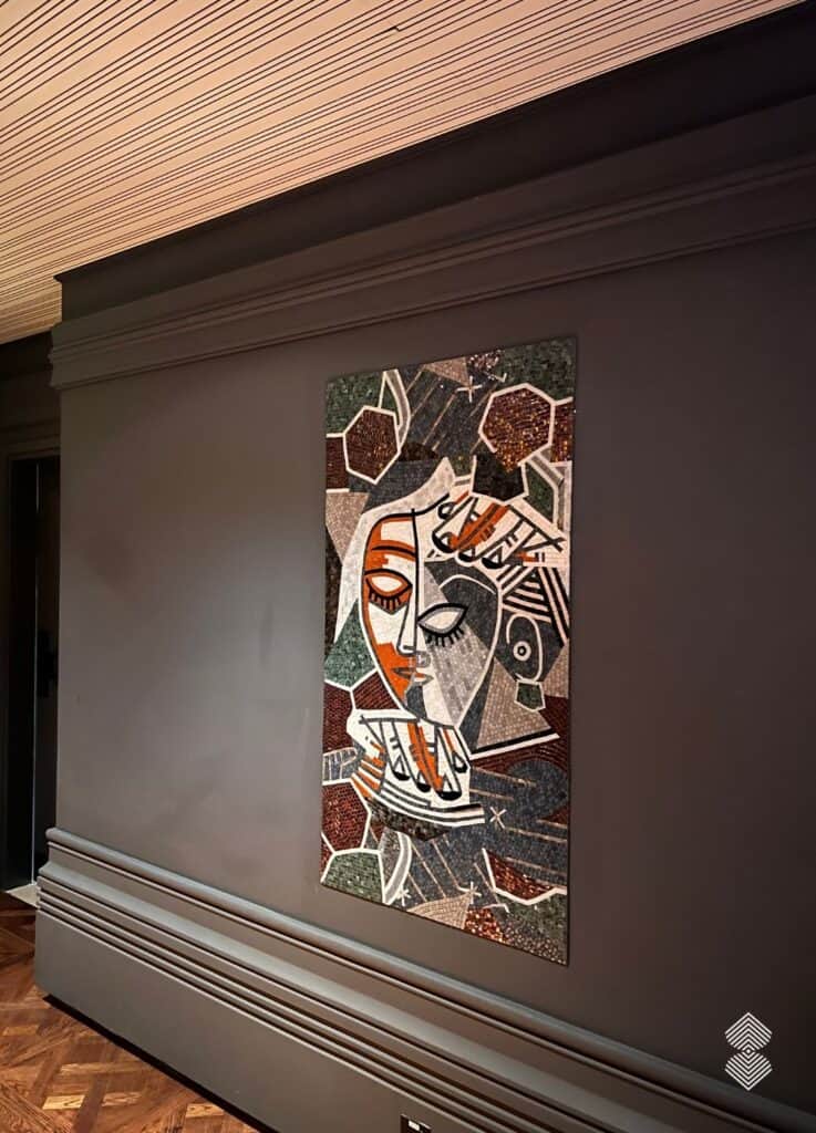 abstract mosaic wall deisgn