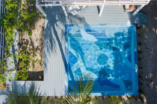 Pools around the world 2222-03 (1)